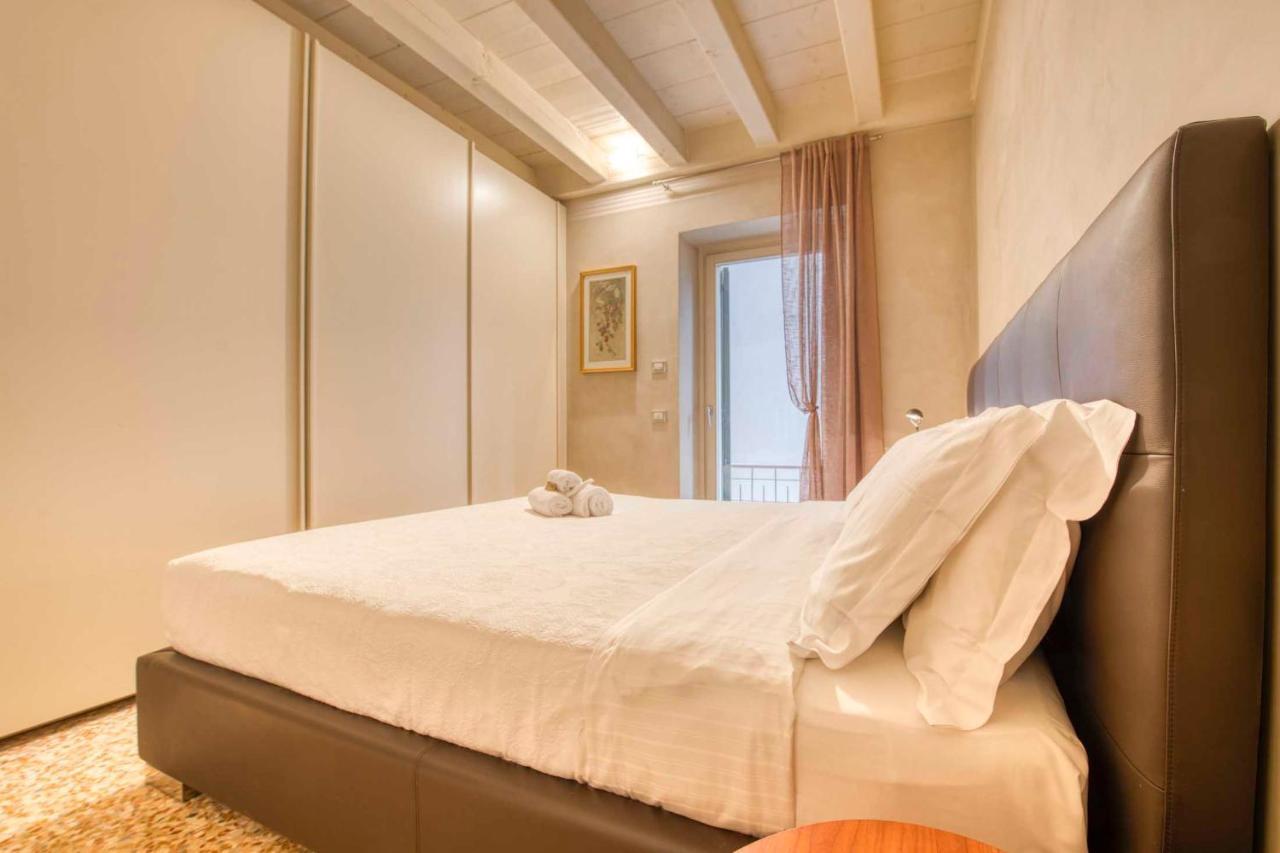 Apartmentsarena - Suite Mercatorum - Piazza Erbe 베로나 외부 사진
