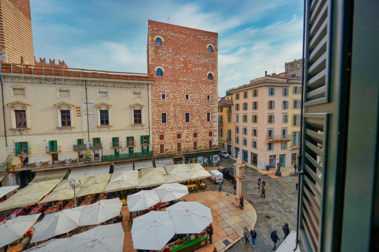 Apartmentsarena - Suite Mercatorum - Piazza Erbe 베로나 외부 사진