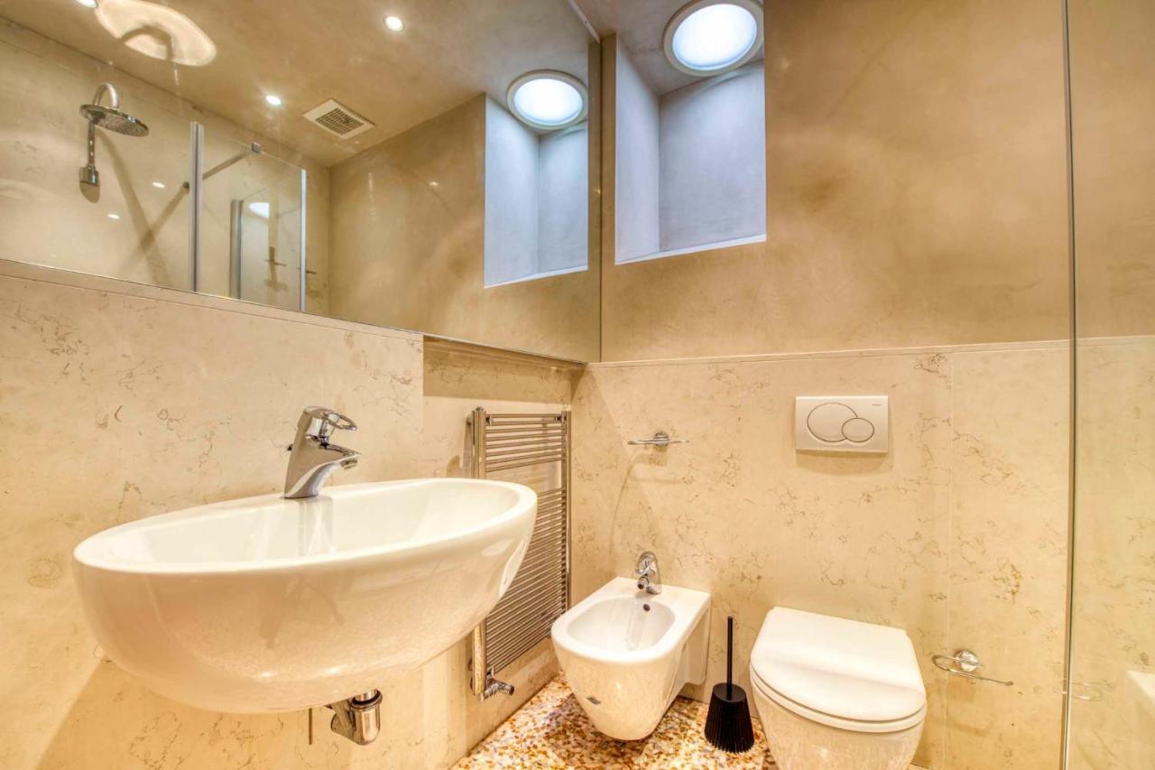 Apartmentsarena - Suite Mercatorum - Piazza Erbe 베로나 외부 사진