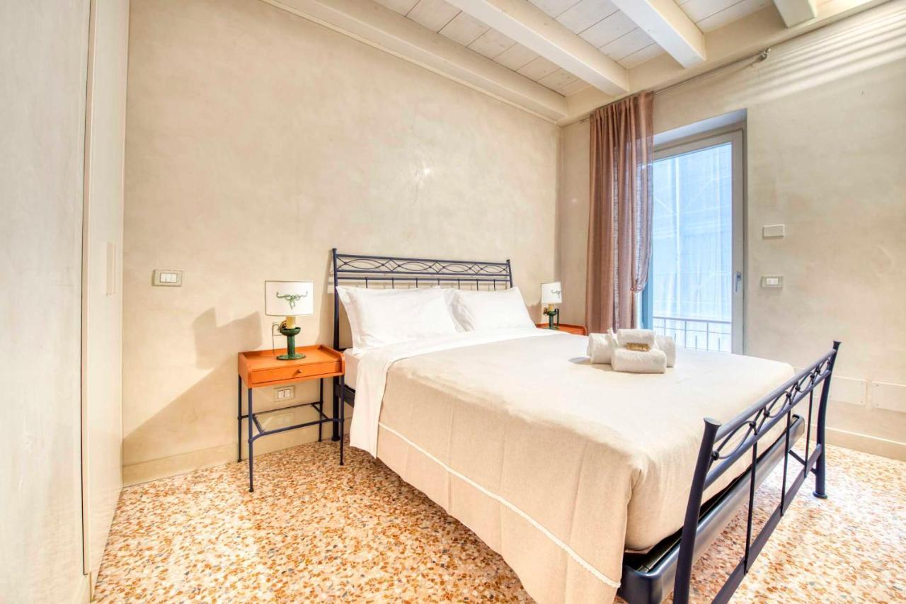 Apartmentsarena - Suite Mercatorum - Piazza Erbe 베로나 외부 사진