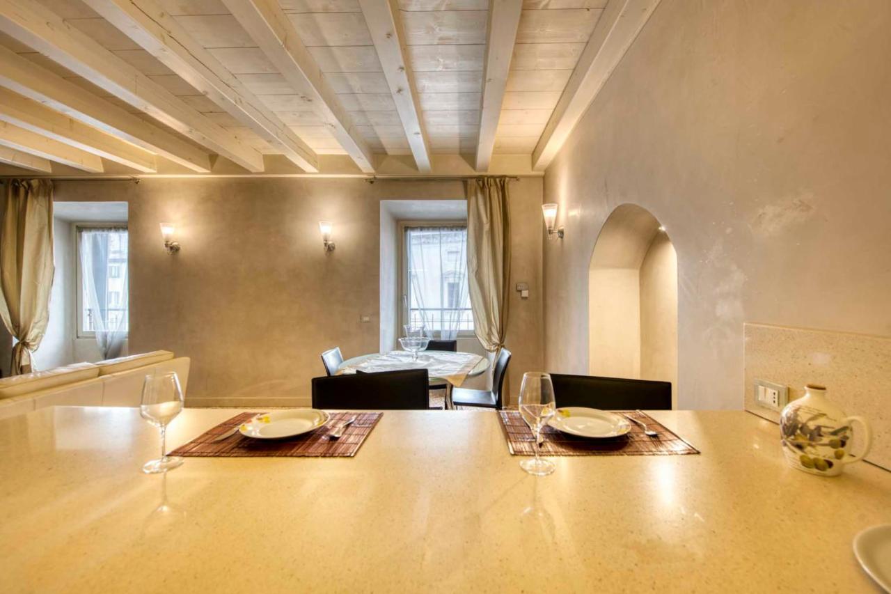 Apartmentsarena - Suite Mercatorum - Piazza Erbe 베로나 외부 사진
