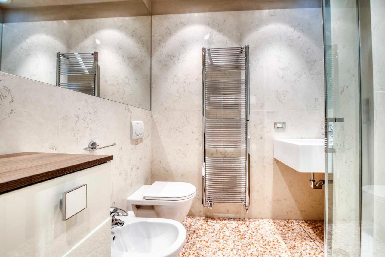 Apartmentsarena - Suite Mercatorum - Piazza Erbe 베로나 외부 사진
