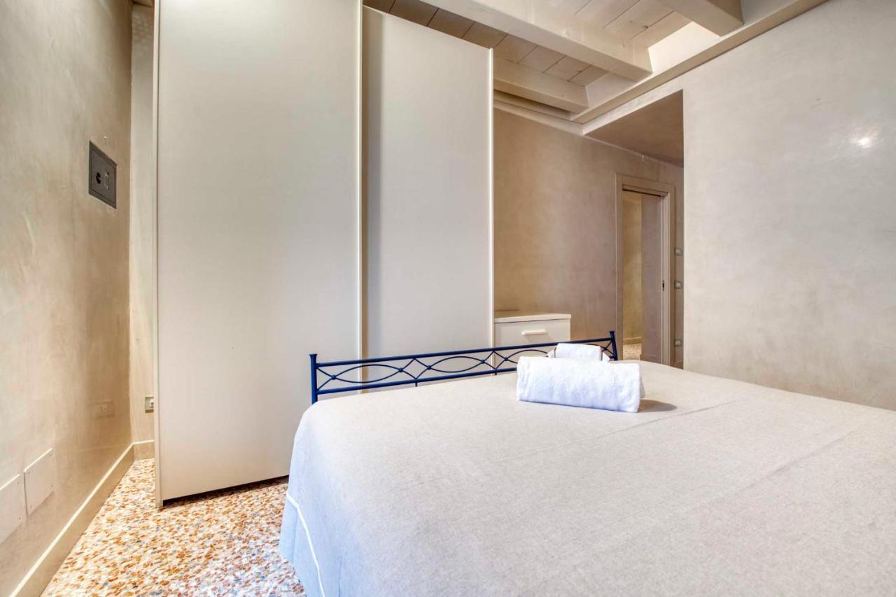 Apartmentsarena - Suite Mercatorum - Piazza Erbe 베로나 외부 사진